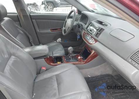 2005 Toyota Camry Xle V6 from USA, damaged, VIN 4T1BF30K85U089709